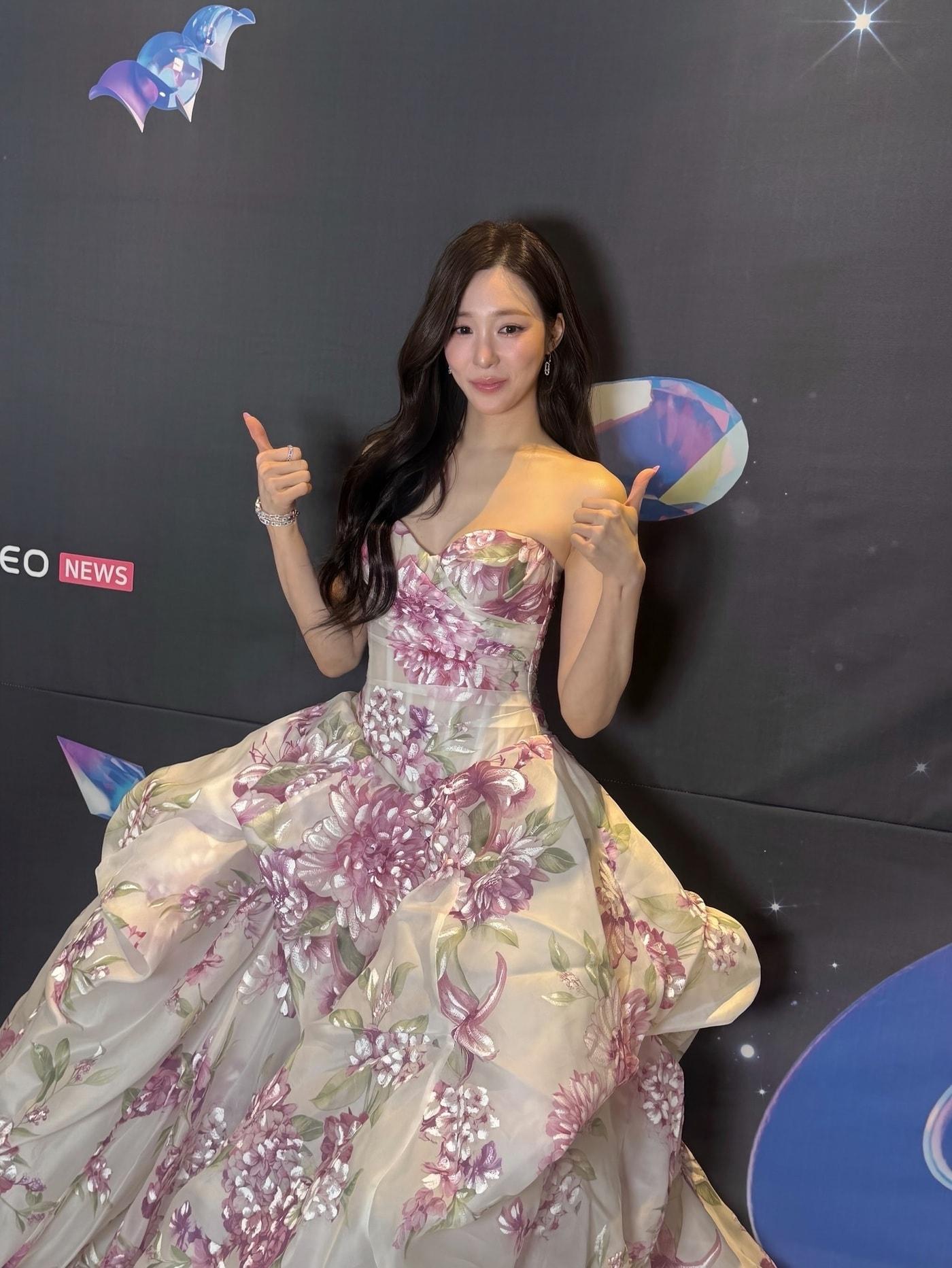 본문 이미지 - 티파니 SNS