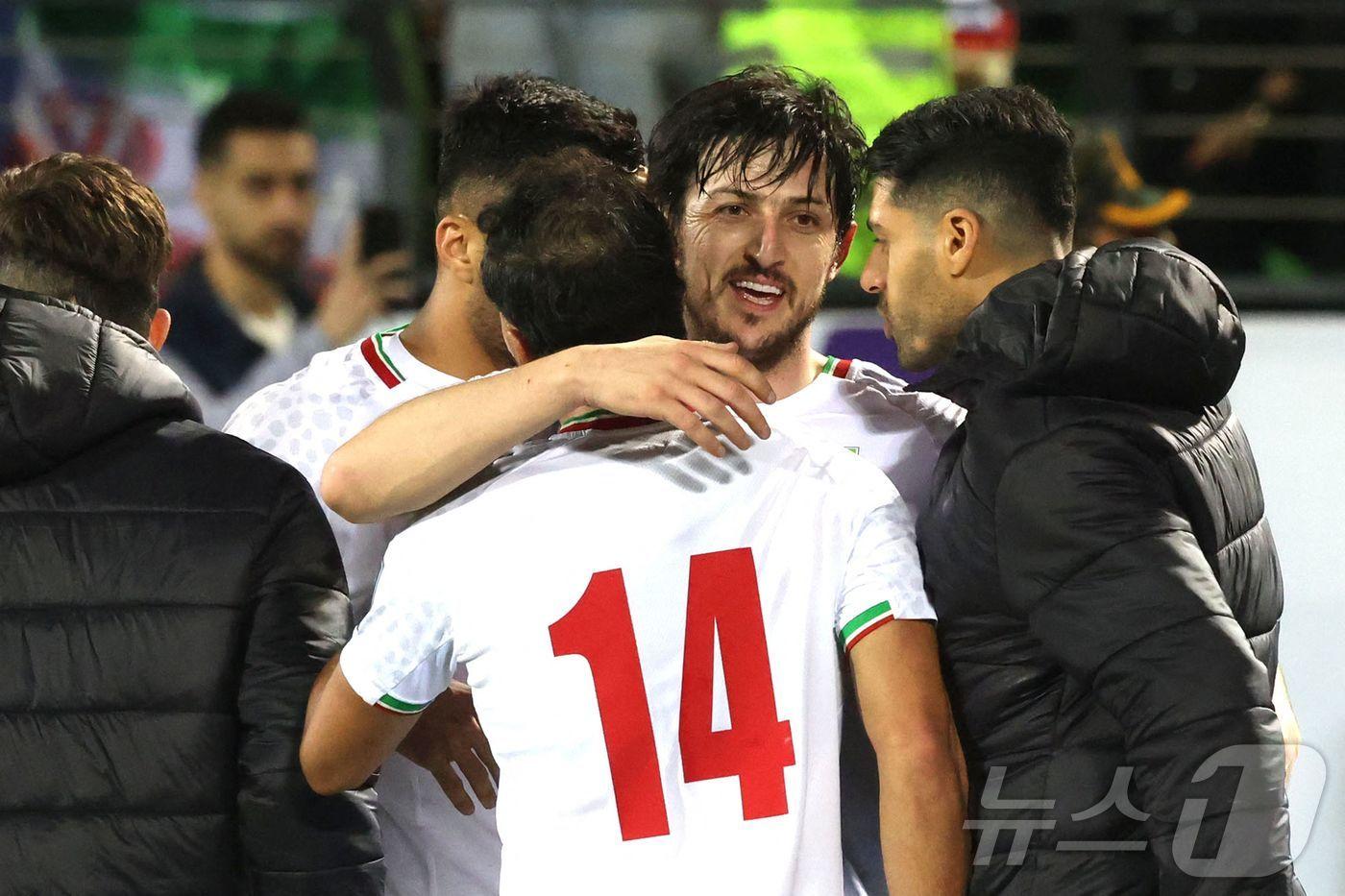 본문 이미지 - 이란 축구선수들 ⓒ AFP=뉴스1