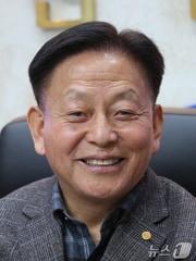 본문 이미지 - 이문재 증평향토문화연구회장.