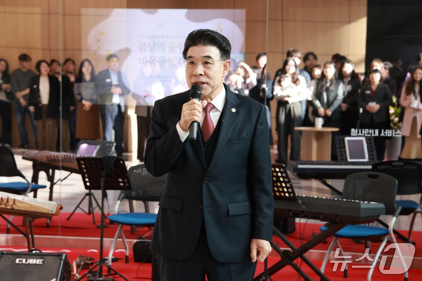 본문 이미지 - 충남 계룡시는 3일 시청 1층 로비에서 2026년 1분기 ‘직원 공감 소통의 날’ 행사를 개최했다.(계룡시 제공.재판매 및 DB금지)/뉴스1