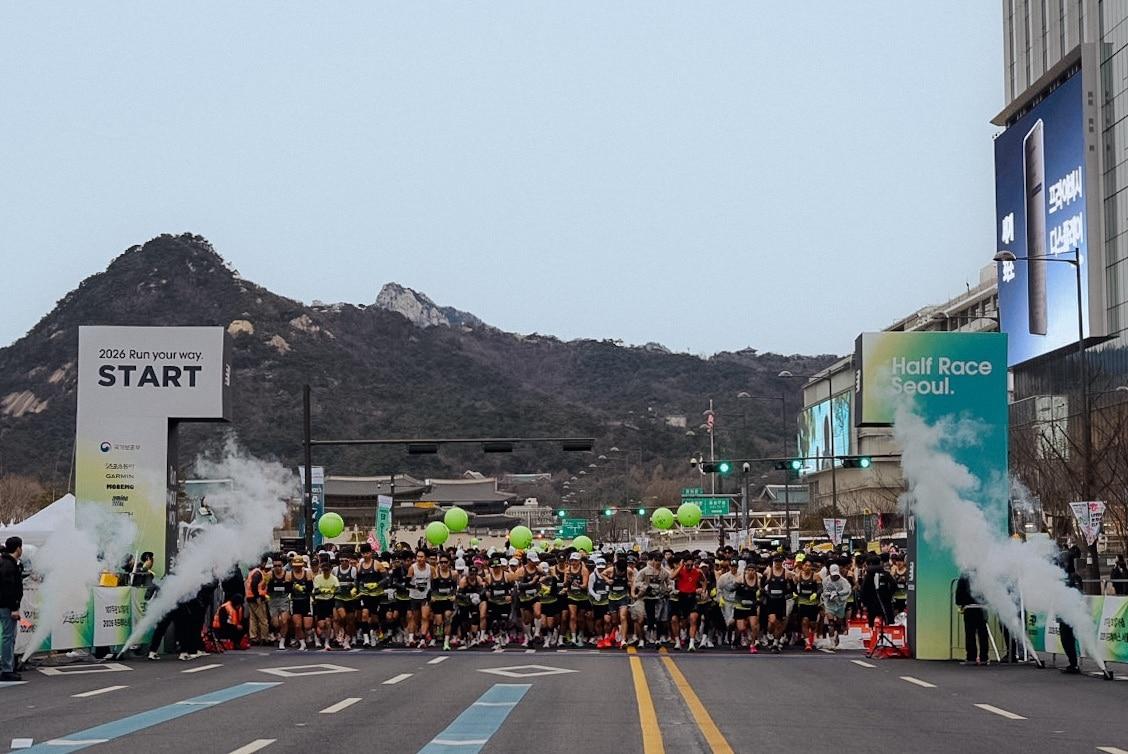 본문 이미지 - 이랜드 뉴발란스의 '2026 런 유어 웨이 하프 레이스'(이랜드 제공)
