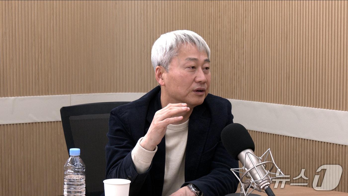 본문 이미지 - 김근식 국민의힘 서울 송파병 당협위원장이 3일 뉴스1TV '팩트앤뷰'에 출연해 질문에 답하고 있다.(뉴스1TV '팩트앤뷰' 캡처)