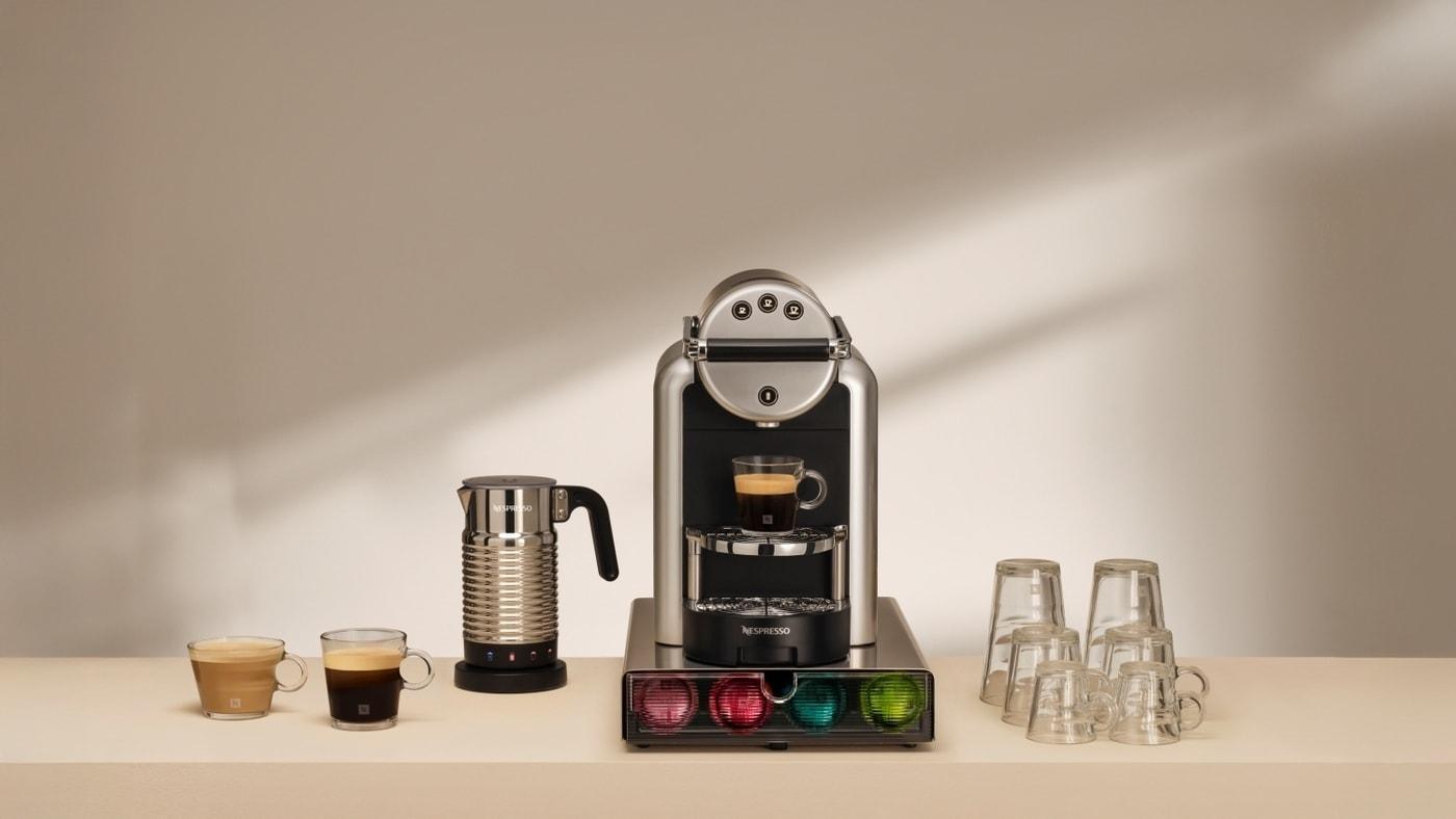 본문 이미지 - 네스프레소 프로페셔널 제니우스 모델.(네스프레소 제공)