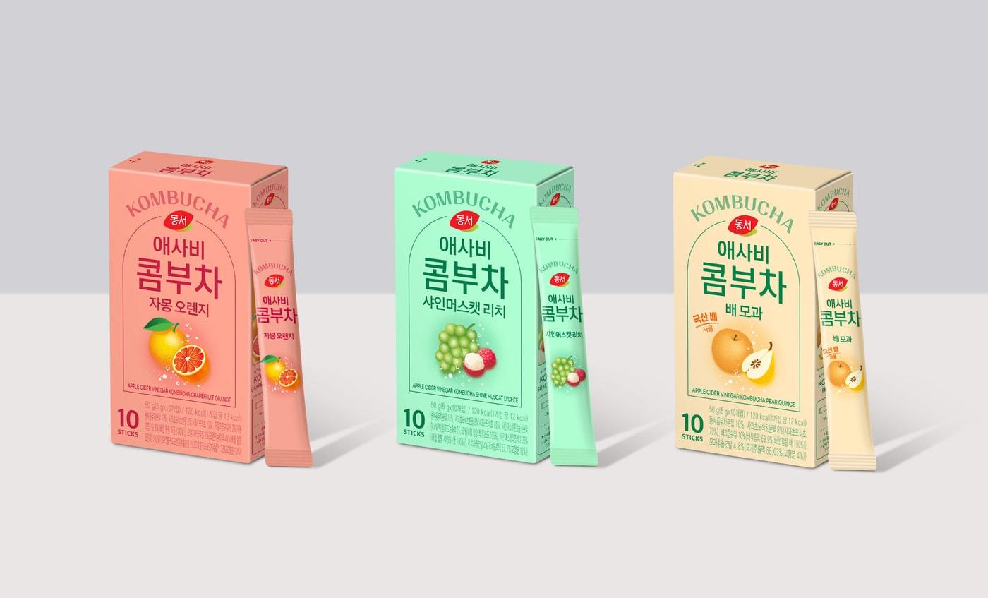 본문 이미지 - '동서 애사비 콤부차' 3종 제품 사진.(동서식품 제공)