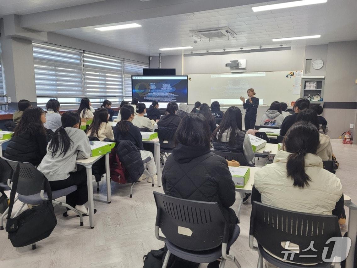 본문 이미지 - 강릉시, 교육경비 정산 절차 간소화로 학교 부담 경감.(강릉시 제공, 재판매 및 DB 금지) 2026.3.30/뉴스1