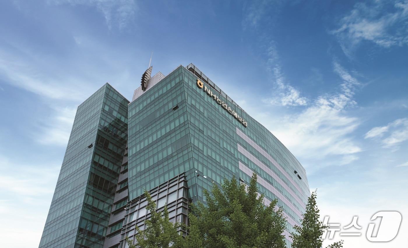 본문 이미지 - NH농협손해보험은 인공지능(AI) 반도체 혁신 성장 기업 ‘리벨리온(Rebellions)’에 손보업계에선 유일하게 100억원을 지분투자한다고 30일 밝혔다./사진제공=NH농협손해보험