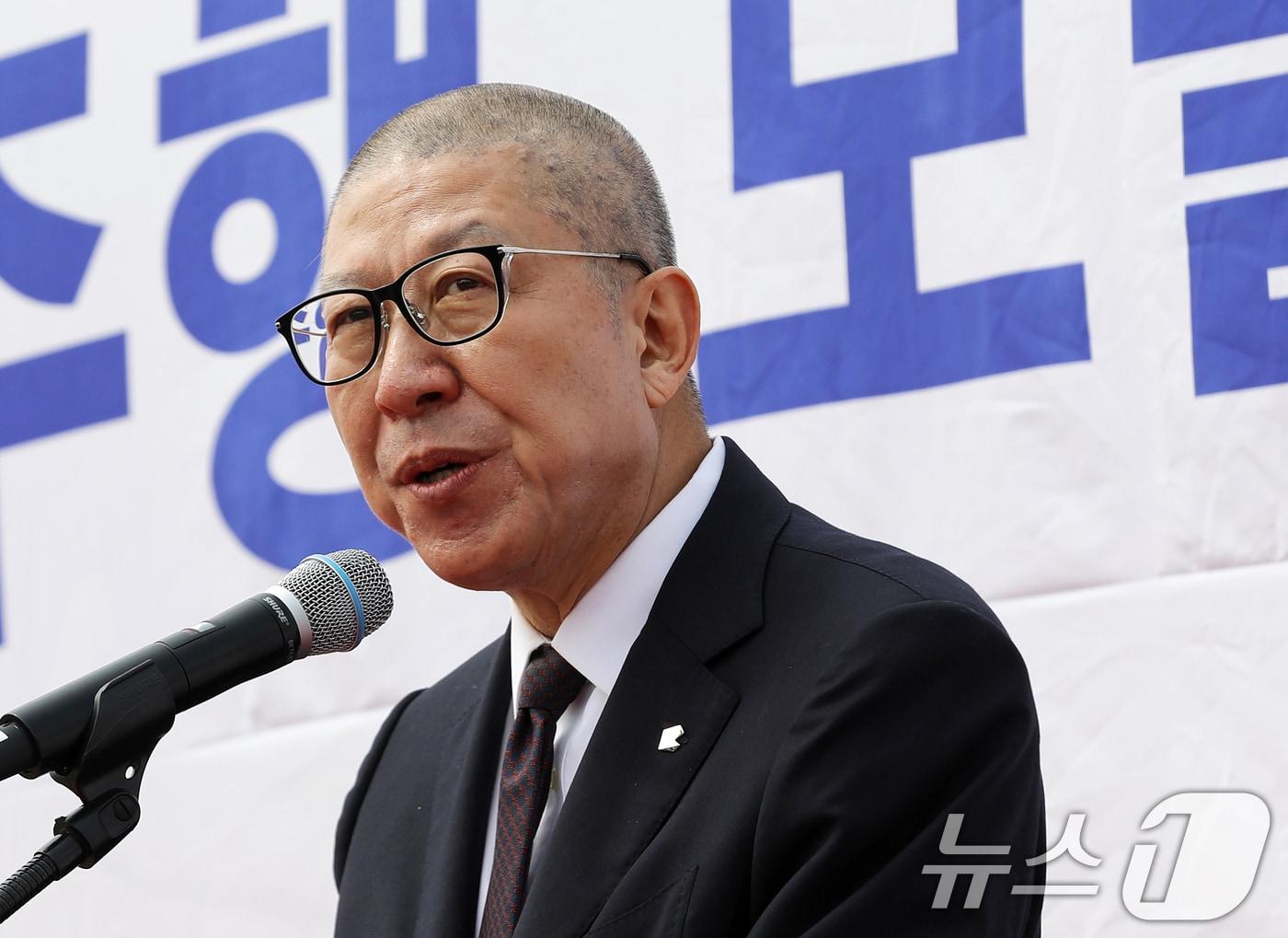 본문 이미지 - 박형준 부산시장이 지난 3월 30일 부산 강서구 에코델타시티 스마트시티랩에서 열린 자율주행 모빌리티 서비스 오픈식에서 축사를 하고 있다. 2026.3.30 ⓒ 뉴스1 윤일지 기자