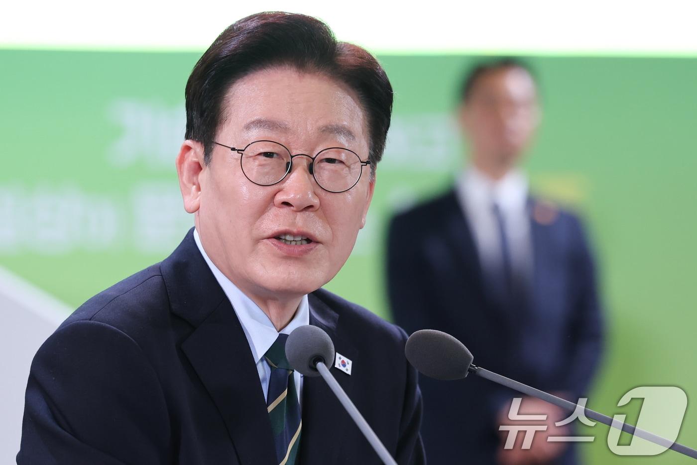 본문 이미지 - 이재명 대통령이 30일 제주 한라대학교에서 열린 '제주의 마음을 듣다' 타운홀미팅 간담회에서 발언을 하고 있다. 2026.3.30 ⓒ 뉴스1 이재명 기자