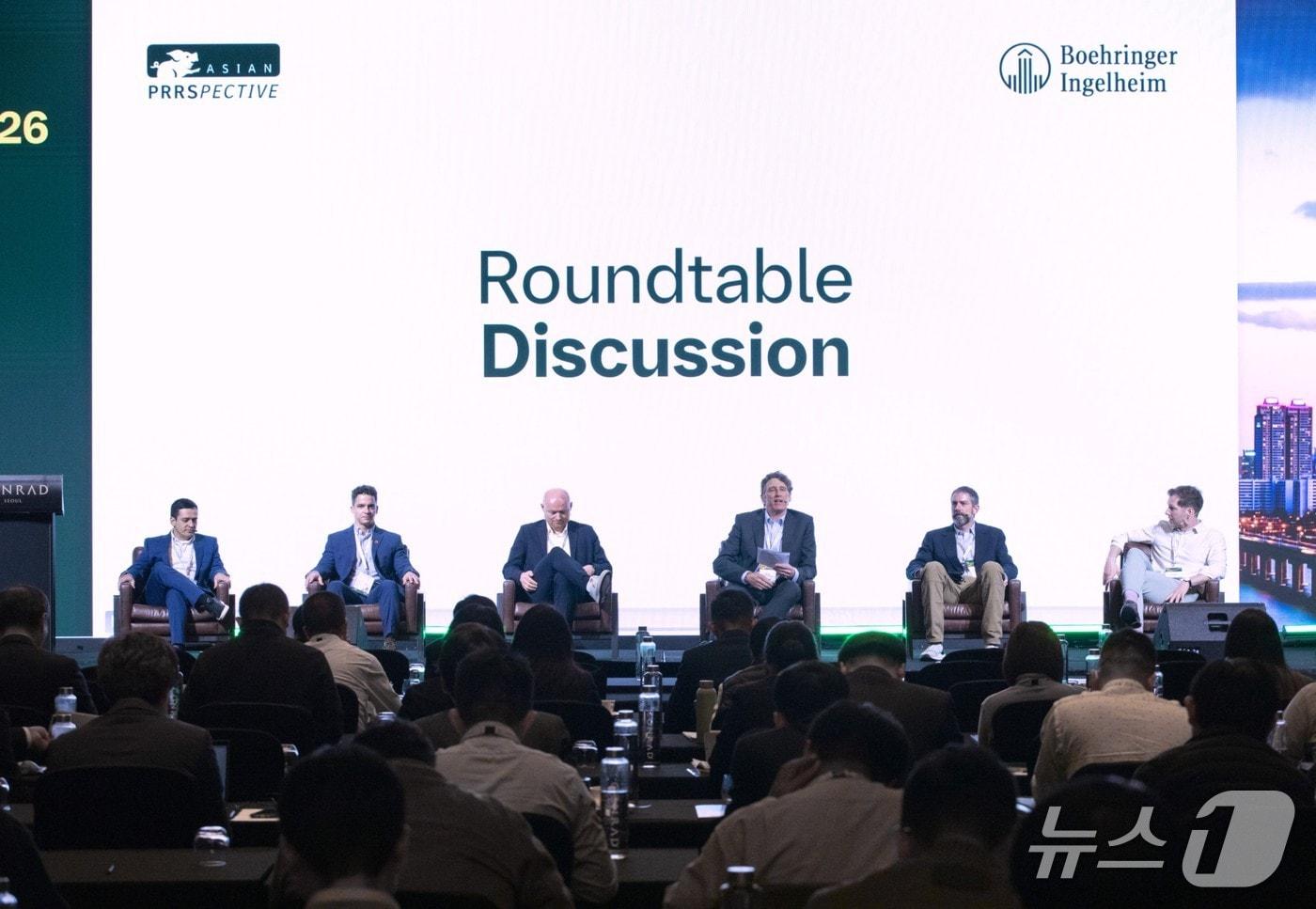 본문 이미지 - 'Asian PRRSpective 2026' 국제 심포지엄이 27일 서울 콘래드서울에서 열렸다(한국베링거인겔하임동물약품 제공). ⓒ 뉴스1