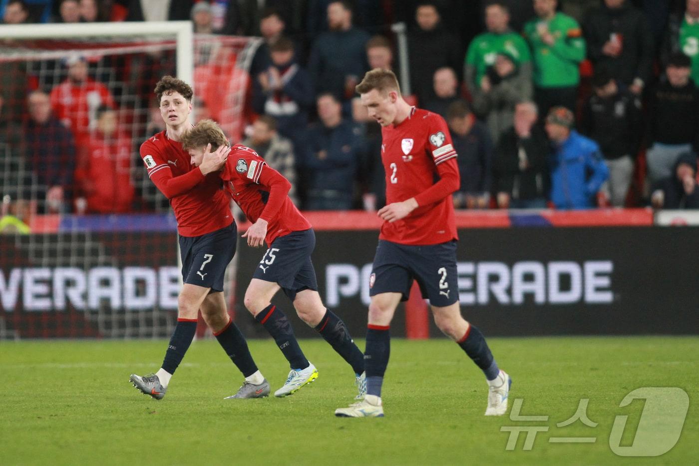 본문 이미지 - UEFA 플레이오프를 홈에서 치르는 체코.  ⓒ AFP=뉴스1