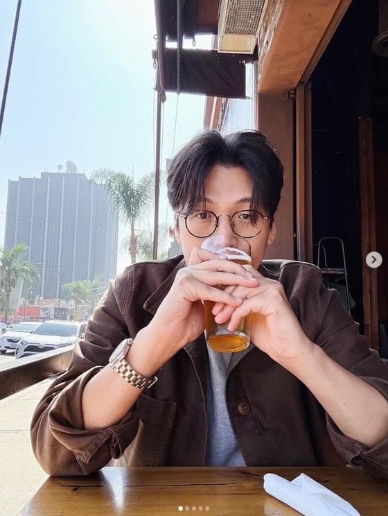 본문 이미지 - 황석희 번역가 인스타그램 캡처