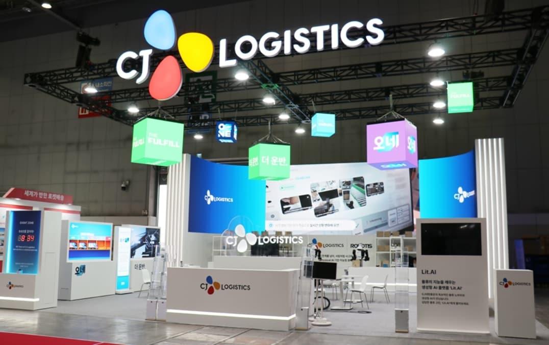본문 이미지 - CJ대한통운(000120)은 다음달 3일까지 일산 킨텍스 제2전시장에서 열리는 '제16회 국제물류산업대전'(KOREA MAT 2026)에 참가한다고 31일 밝혔다.(CJ대한통운 제공)