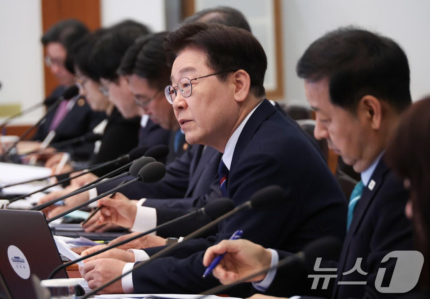 본문 이미지 - 이재명 대통령이 31일 청와대에서 열린 국무회의에서 발언을 하고 있다. (청와대통신사진기자단) 2026.3.31 ⓒ 뉴스1 이재명 기자