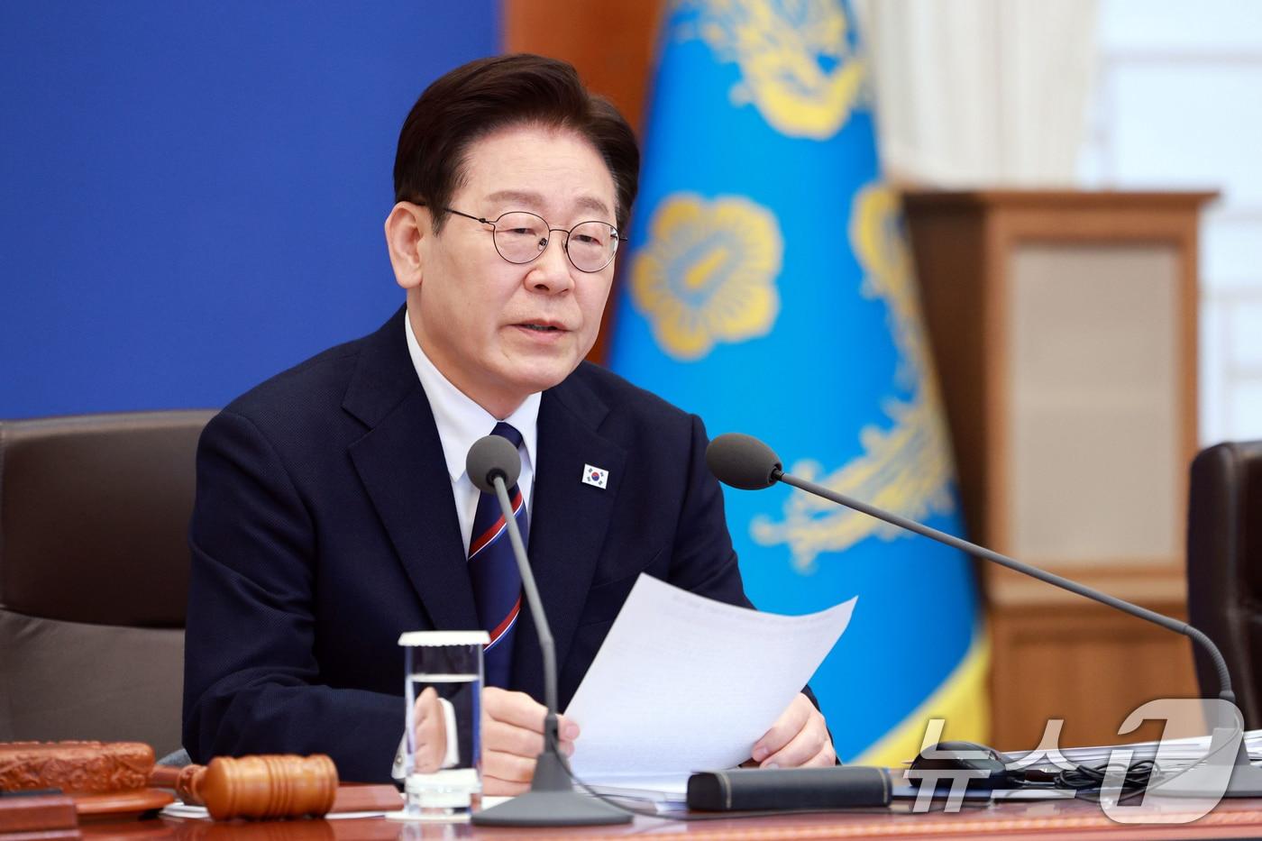 본문 이미지 - 이재명 대통령이 31일 청와대에서 열린 국무회의에서 발언하고 있다. (청와대통신사진기자단) 2026.3.31 ⓒ 뉴스1 허경 기자