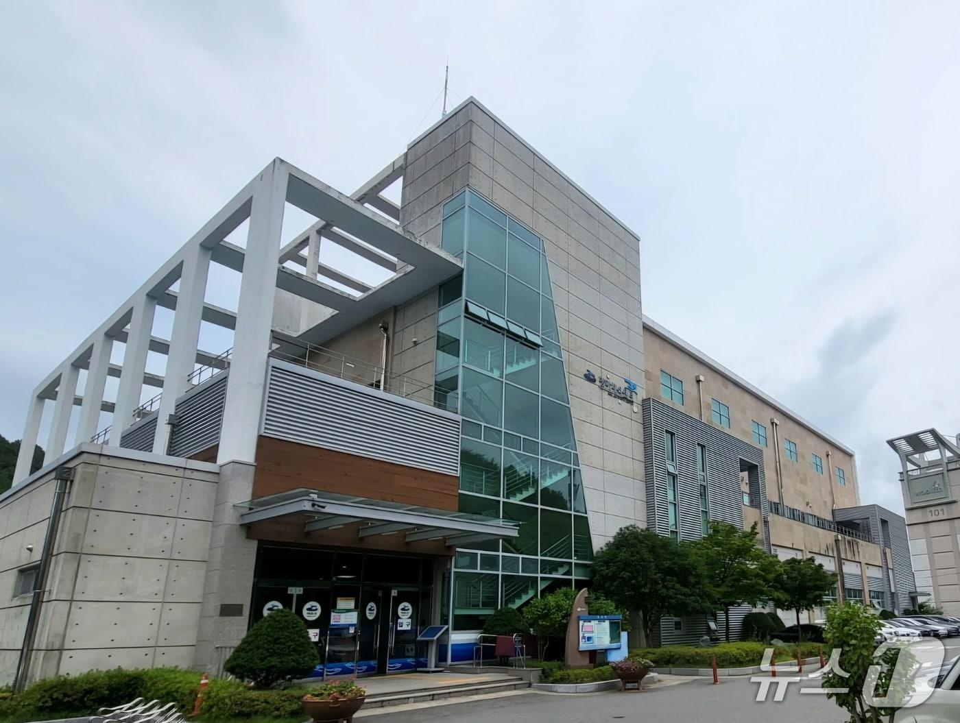 본문 이미지 - 여수 망마국민체육센터. (여수시도시관리공단 제공. 재판매 및 DB금지)