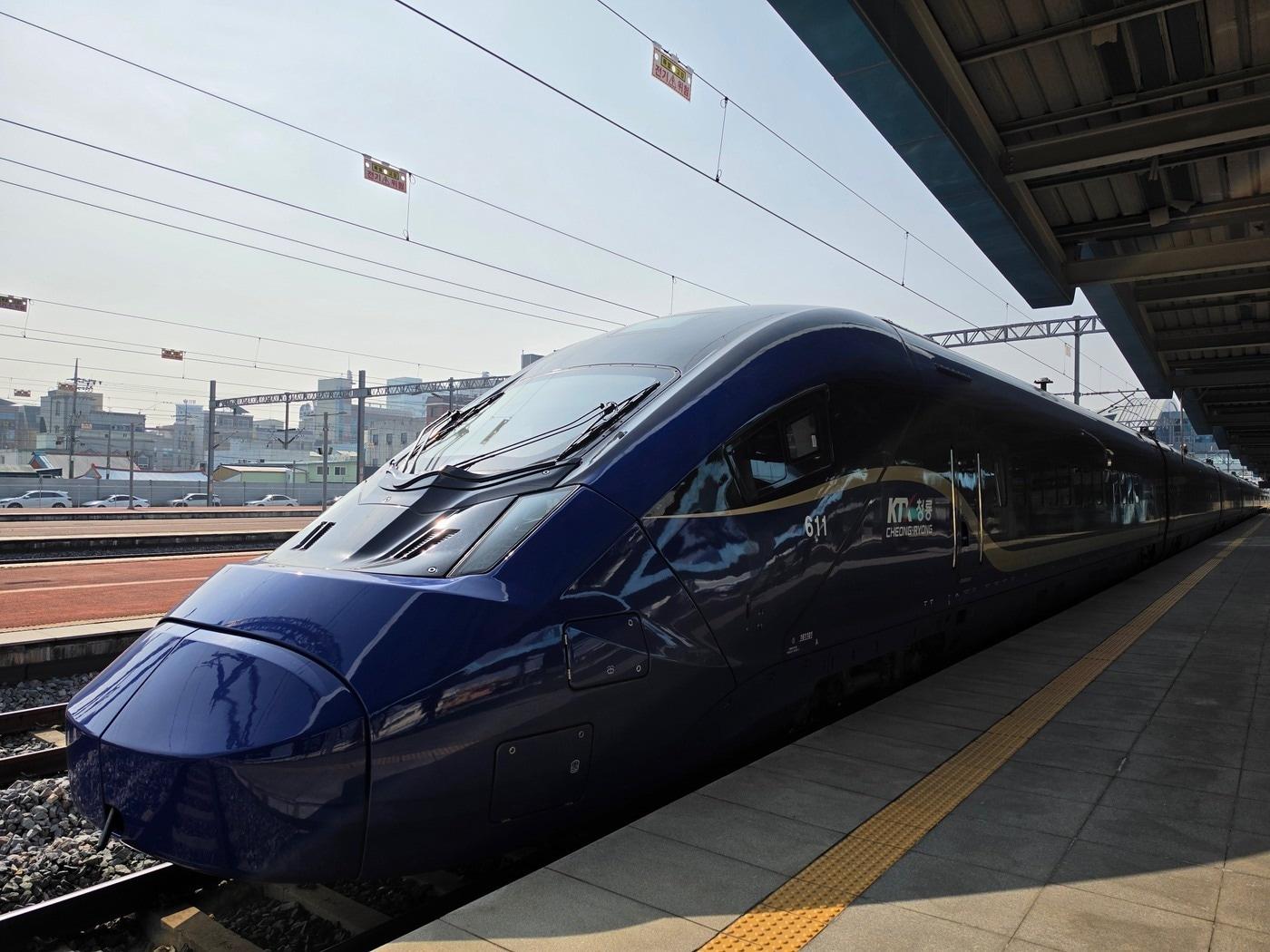 본문 이미지 - EMU-320(한국철도공사 제공).ⓒ 뉴스1