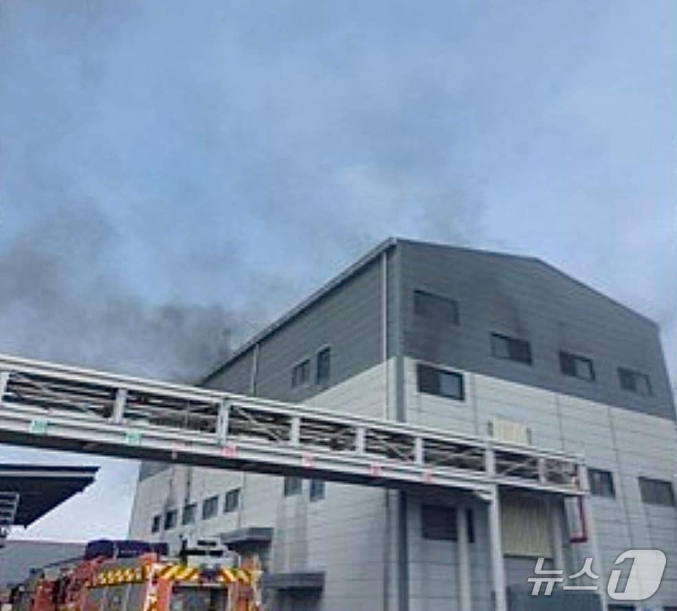 본문 이미지 - 화재 현장. (경기도소방재난본부 제공. 재판매 및 DB 금지) 2026.3.31/뉴스1