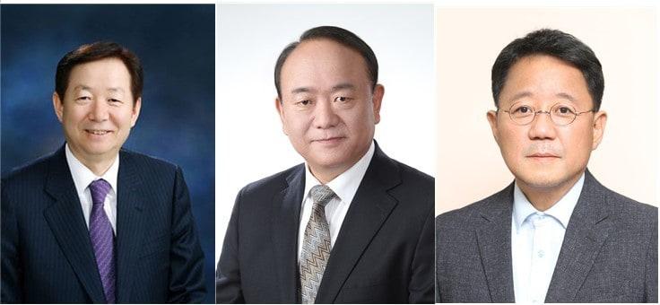 본문 이미지 - 왼쪽부터 성낙인 서울대 로스쿨 명예교수, 이헌환 아주대 로스쿨 명예교수, 박태균 서울대 국제대학원 교수