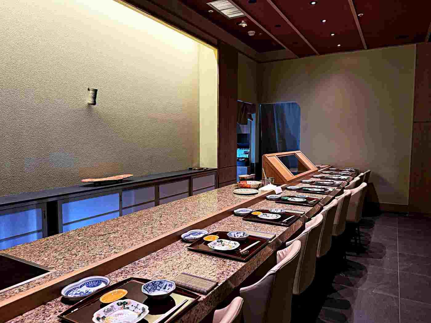 본문 이미지 - 서울시 송파구 신청동에 위치한 잠실 에비뉴엘 6층에 오픈한 '덴푸라 키이로' 매장.(롯데백화점 제공)