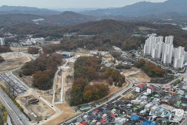 본문 이미지 - 강원 원주시 캠프롱 시민공원 부지 전경. (원주시 제공. 재판매 및 DB금지) 2026.3.4/뉴스1