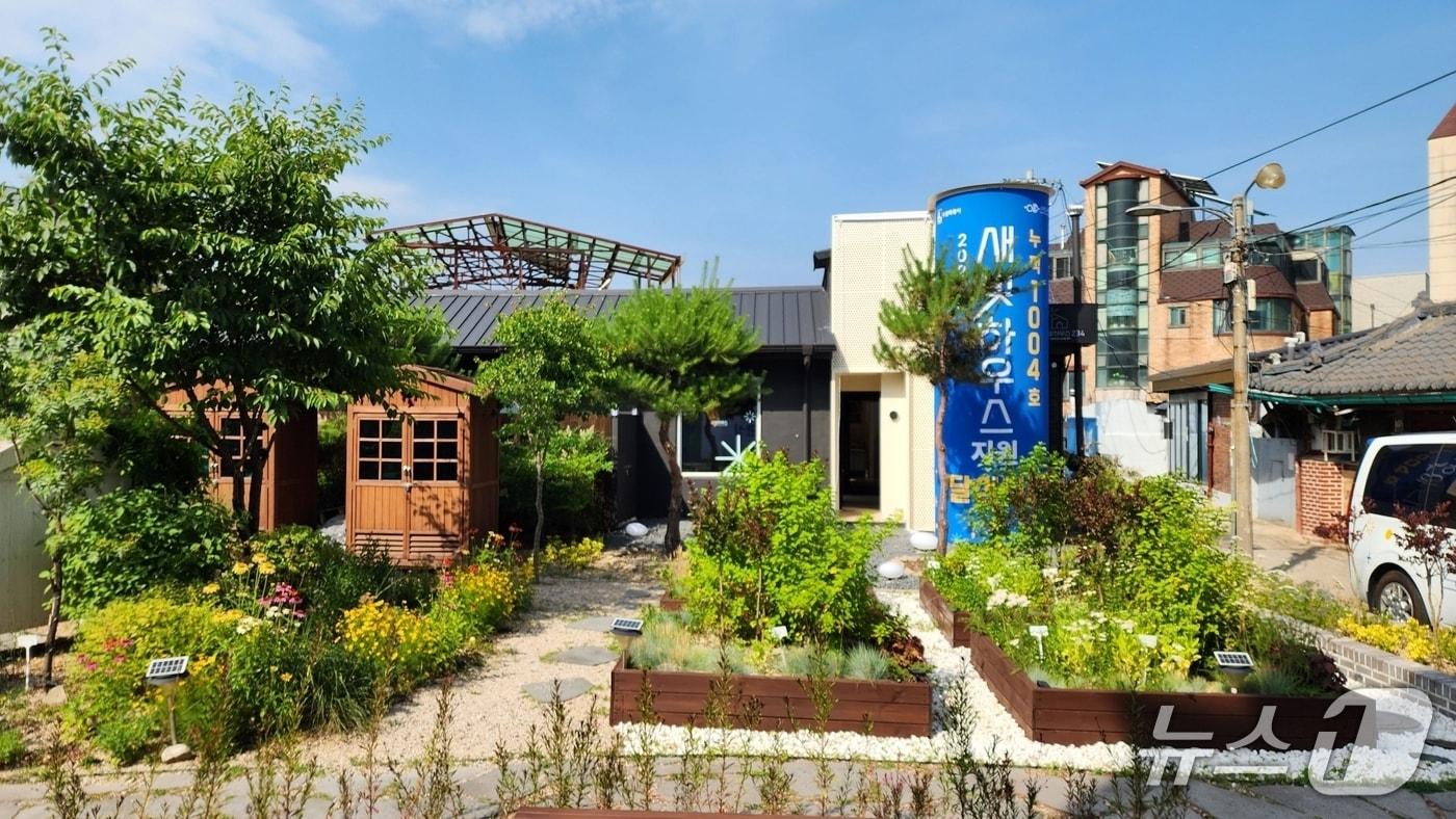 본문 이미지 - 경기 수원시 새빛하우스 홍보관. (수원시 제공. 재판매 및 DB 금지) 2026.3.4/뉴스1