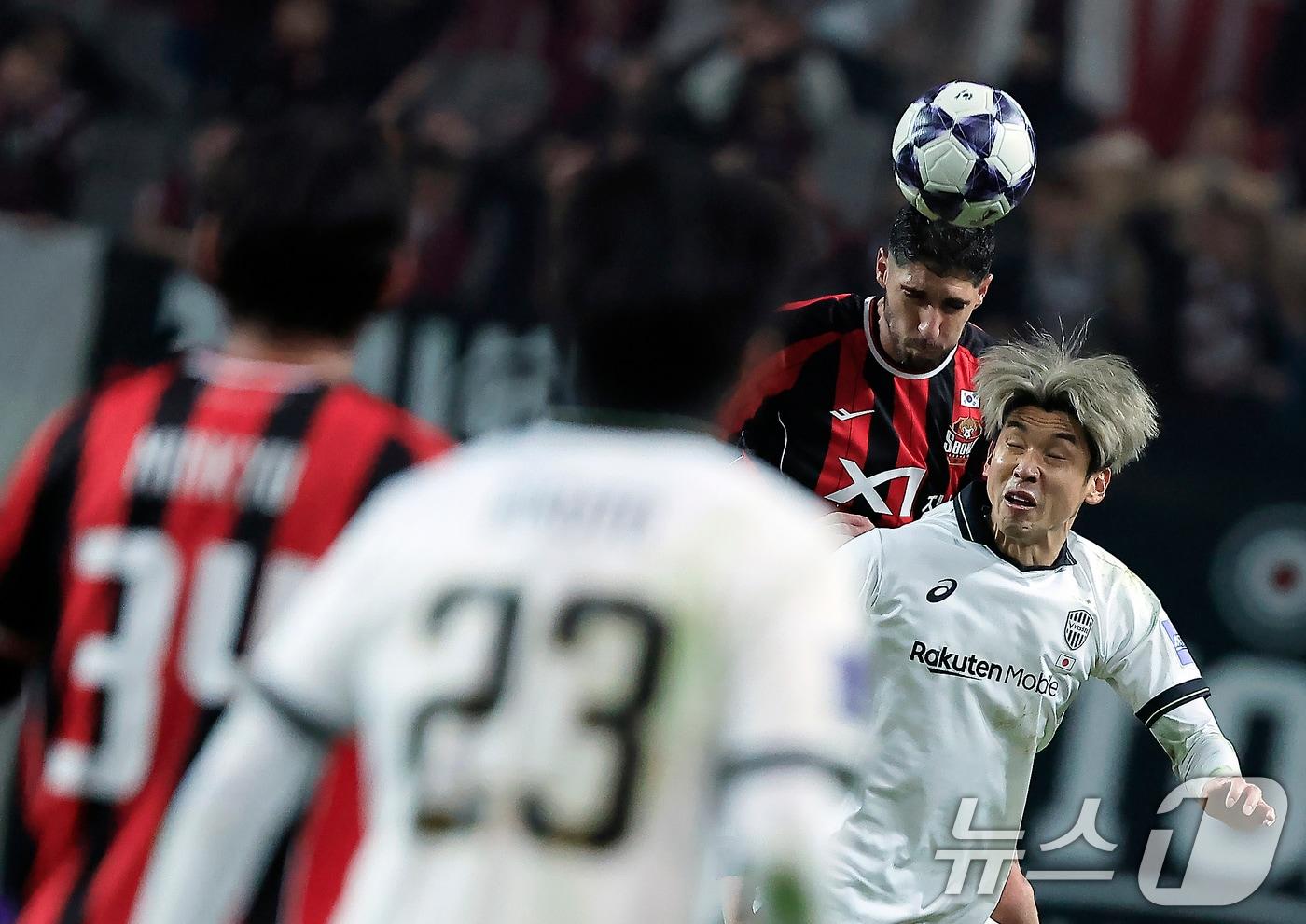 본문 이미지 - 4일 서울월드컵경기장에서 열린 2025-26 아시아축구연맹(AFC) 챔피언스리그 엘리트(ACLE) 16강 1차전 FC서울과 비셀 고베의 경기. 2026.3.4 ⓒ 뉴스1 박정호 기자