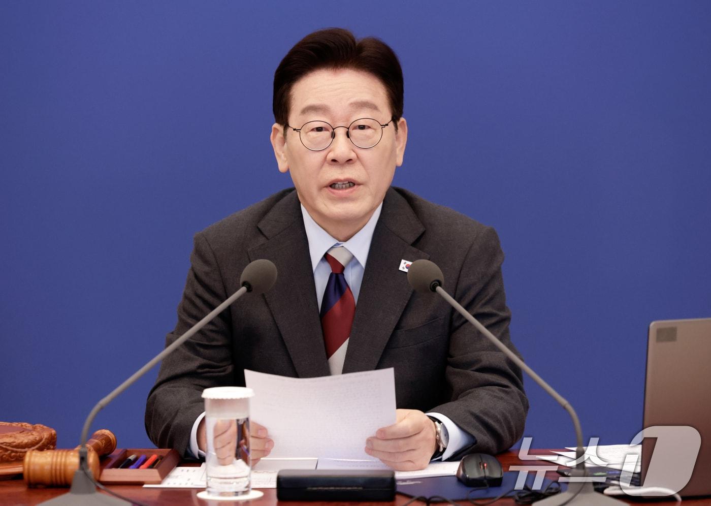 본문 이미지 - 이재명 대통령이 5일 청와대에서 열린 임시국무회의에서 발언하고 있다. 2026.3.5 ⓒ 뉴스1 이재명 기자