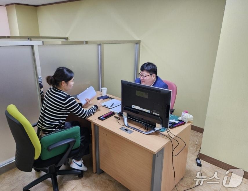 본문 이미지 - 대구상공회의소 지식재산센터는 '무료 변리사 상담 프로그램' 참여 기업과 예비 창업자를 모집한다.(대구상의 제공, 재판매 및 DB 금지)