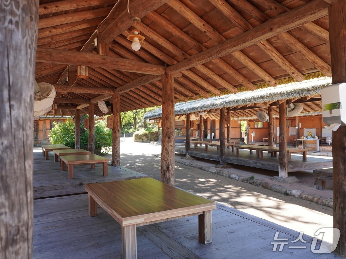 본문 이미지 - 하동 핫플 최참판댁 토지장터주막(하동군 제공. 재판매 및 DB금지).