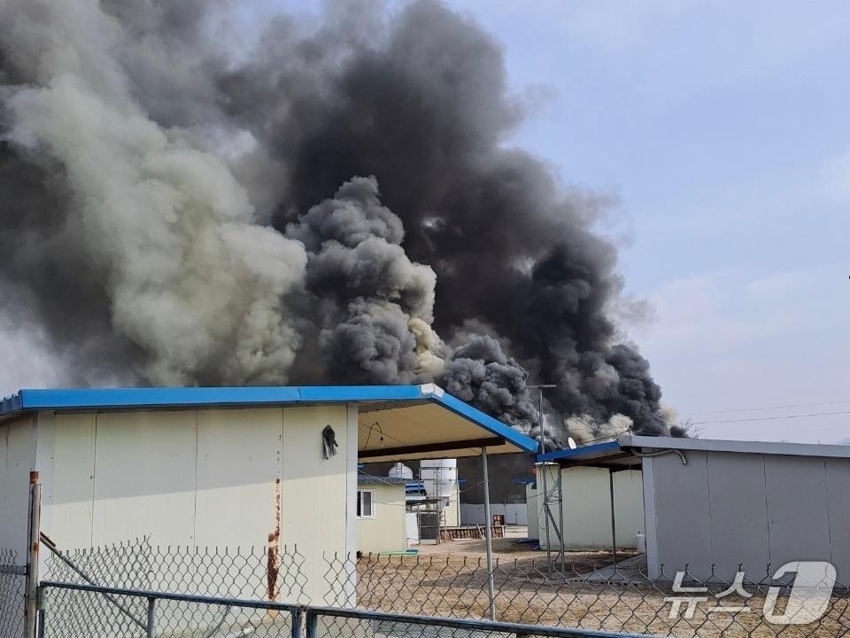 본문 이미지 - 양주 돈사 화재.(경기도북부소방재난본부 제공. 재판매 및 DB 금지)/뉴스1