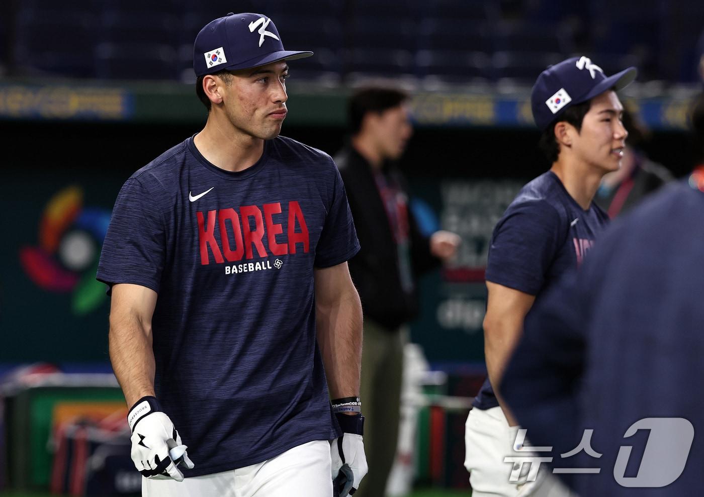 본문 이미지 - 대한민국 야구대표팀 셰이 위트컴이 5일 오후 일본 도쿄돔에서 열리는 2026 월드베이스볼클래식(WBC) C조 1차전 체코와의 경기를 앞두고 훈련하고 있다. 2026.3.5 ⓒ 뉴스1 구윤성 기자