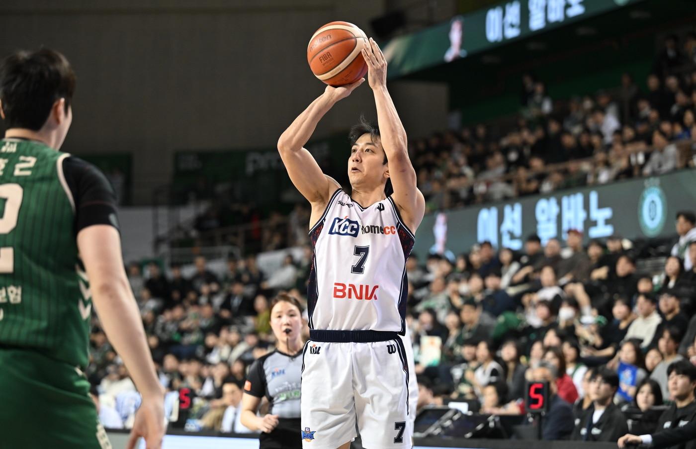 본문 이미지 - 부산 KCC 허훈. (KBL 제공)