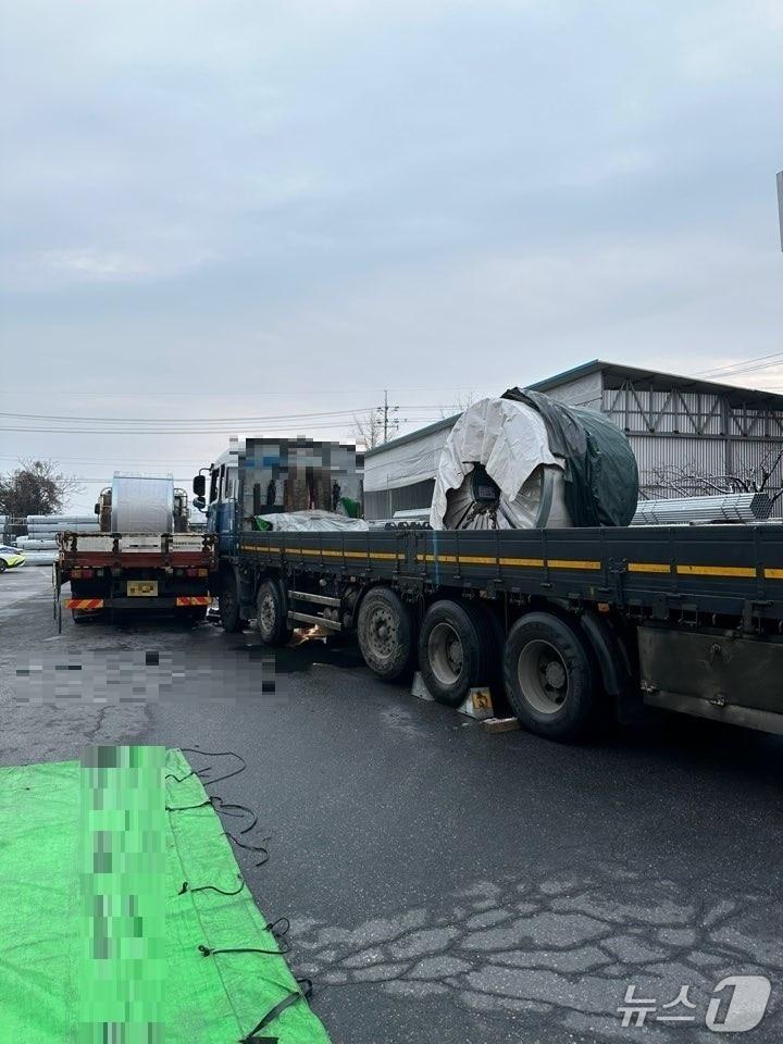 본문 이미지 -  당진 화물차 사고 현장. / 뉴스1