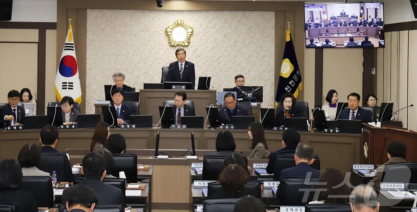 본문 이미지 - 충북 진천군의회 335회 임시회 본회의.(진천군의회 제공. 재판매 및 DB금지)