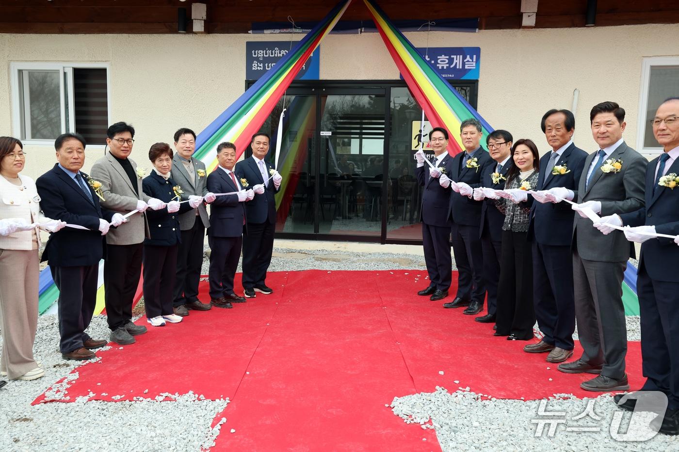 본문 이미지 - 5일 오후 고창군 공음면 선동리 일원에서 중부권 농업근로자 기숙사 개관식이 열렸다.(고창군 제공. 재판매 및 DB금지)