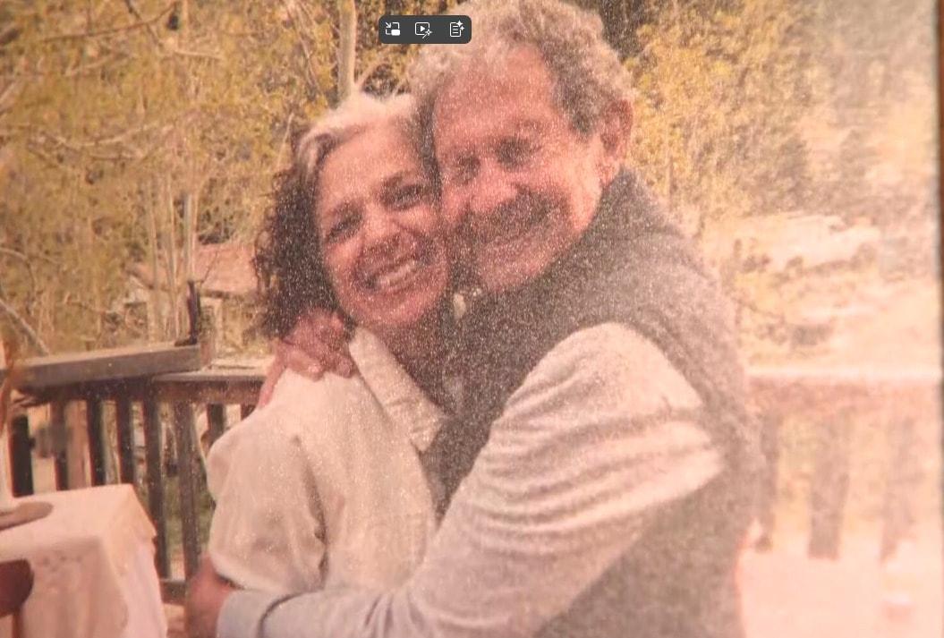 본문 이미지 - 골드버그 부부 생전. (9NEWS 유튜브 캡쳐)