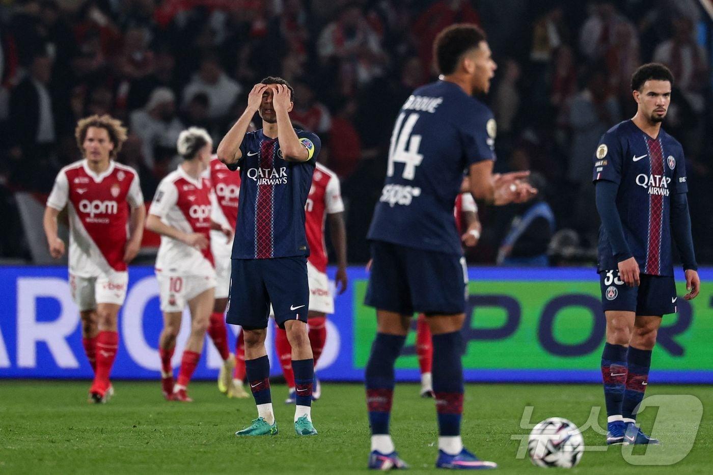 본문 이미지 - PSG가 7일(한국시간) 열린 2025-26 프랑스 리그1 25라운드 홈 경기에서 AS모나코에 1-3으로 졌다. ⓒ AFP=뉴스1