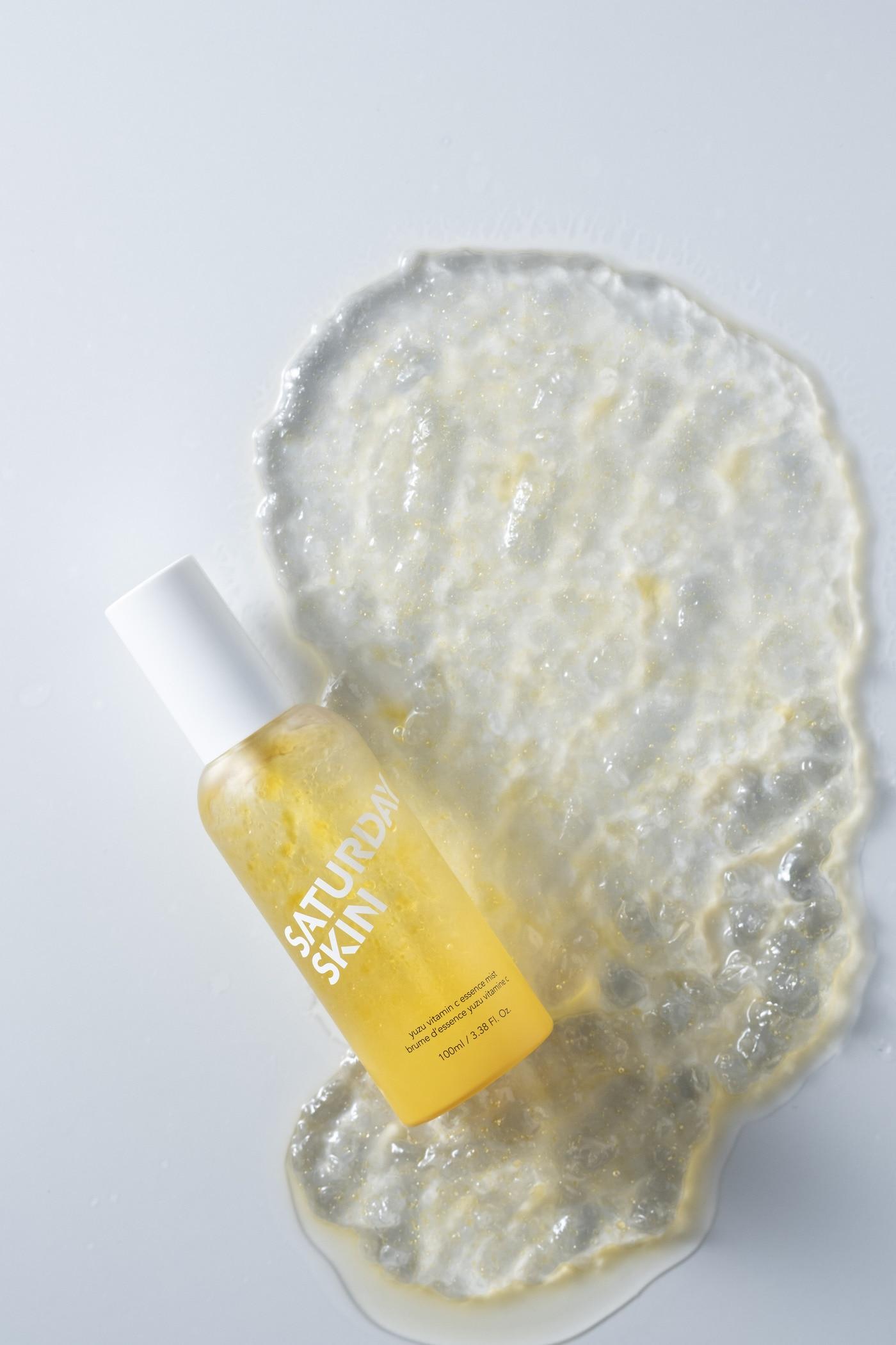 본문 이미지 - 새터데이스킨 유자 비타민 C 에센스 미스트. (차바이오그룹 제공)