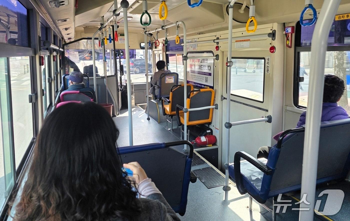 본문 이미지 - 전북 정읍시가 시내버스 무료 환승제를 도입·시행한다.(정읍시 제공. 재판매 및 DB금지)/뉴스1 
