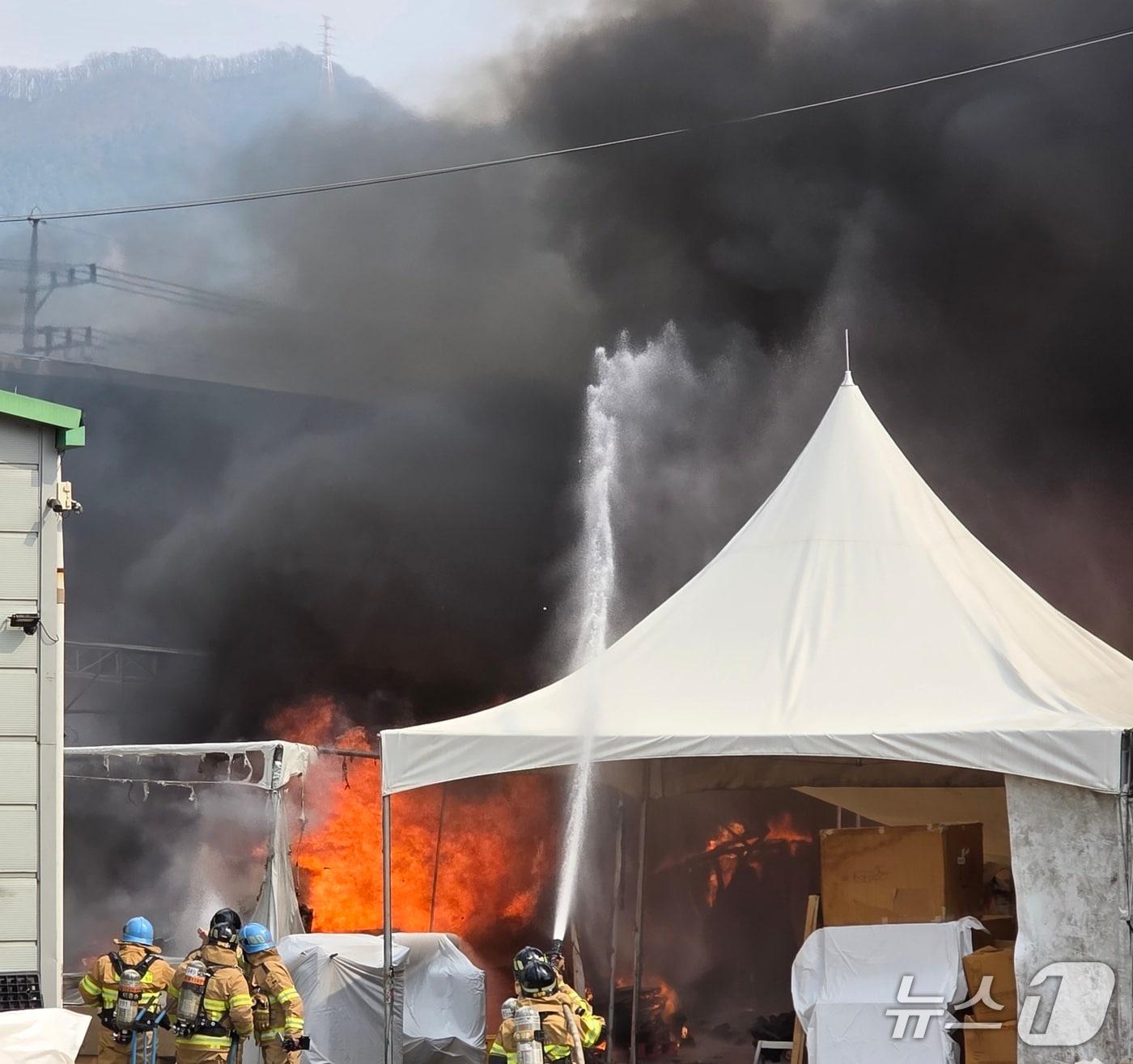 본문 이미지 - 화재 현장. (경기도소방재난본부 제공. 재판매 및 DB 금지) 2026.3.9/뉴스1