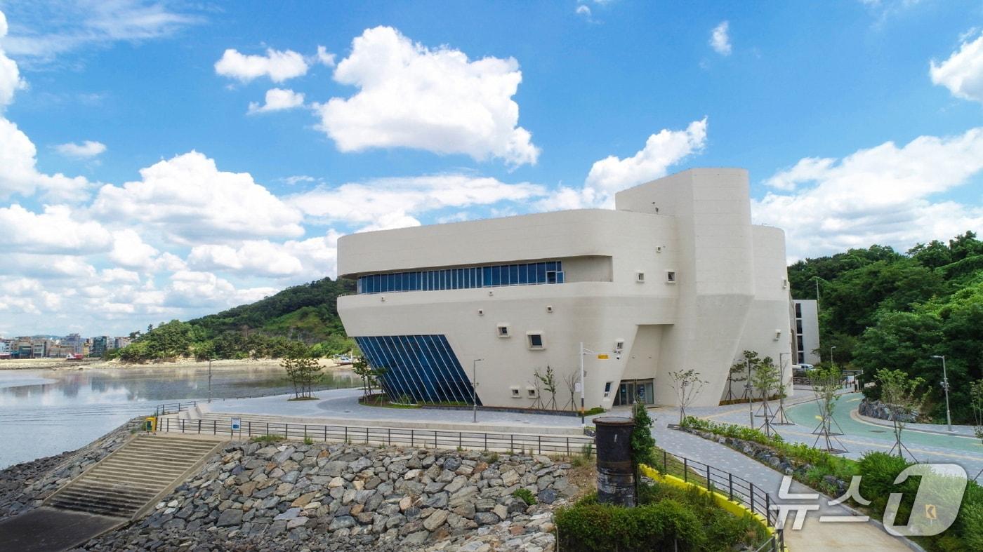 본문 이미지 - 시흥오이도박물관 전경(시흥시 제공)