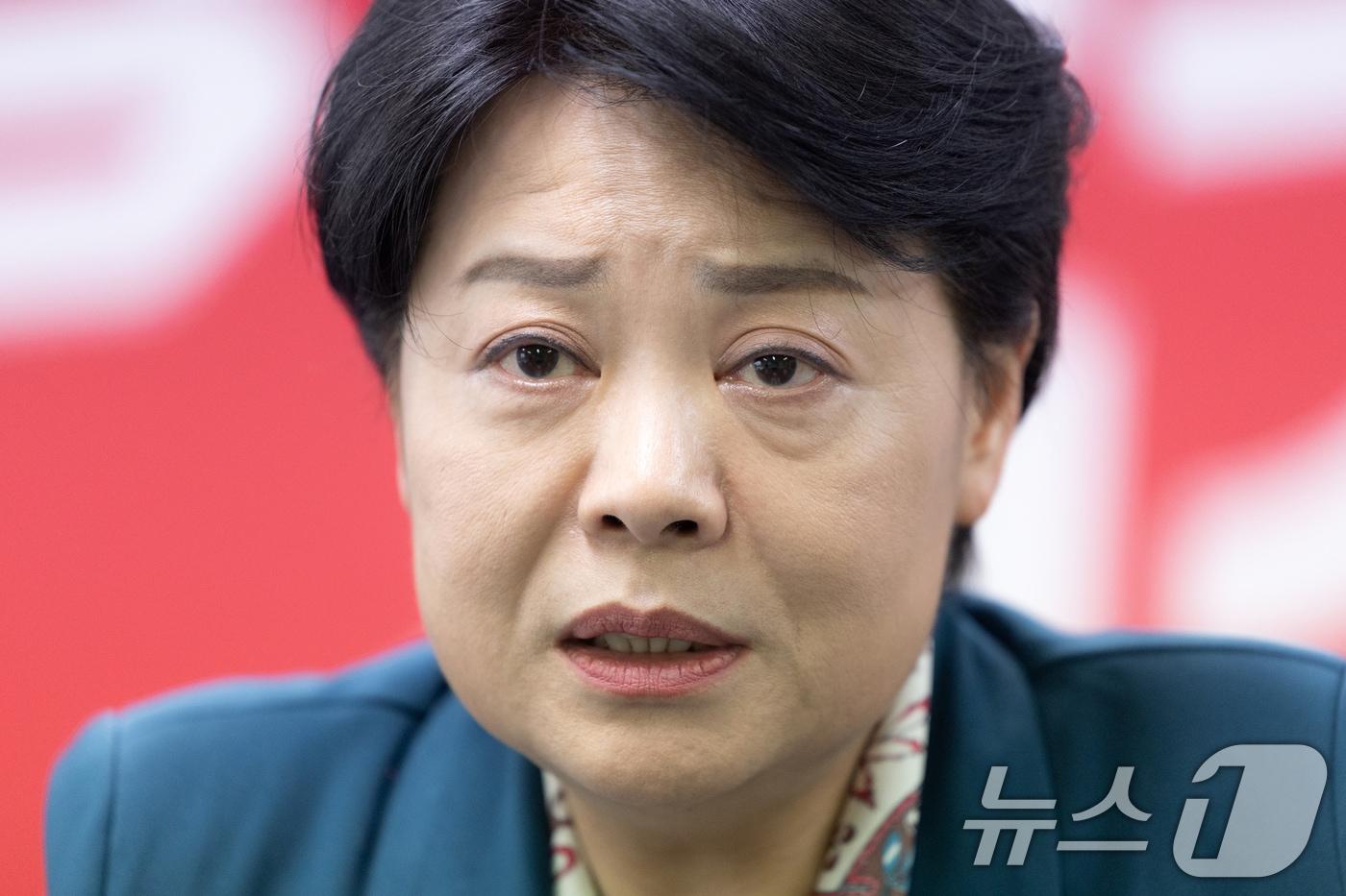 본문 이미지 - 윤희숙 서울시장 예비후보가 9일 서울 여의도 본인 캠프 사무실에서 뉴스1과 인터뷰하고 있다. ⓒ 뉴스1 이승배 기자