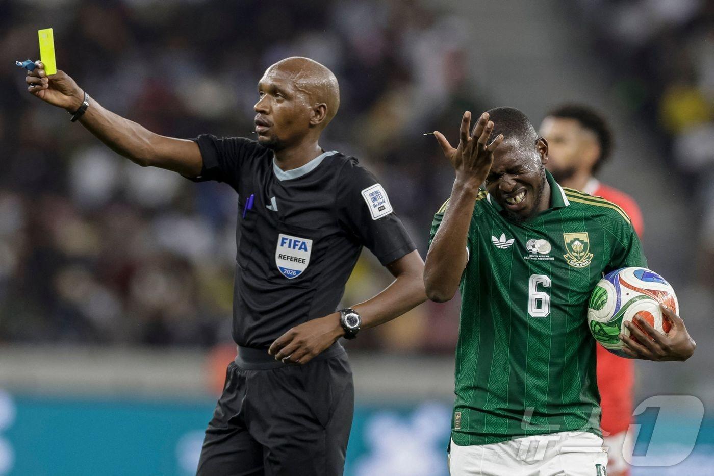 본문 이미지 - 파나마와 평가전에서 패배한 남아공. ⓒ AFP=뉴스1