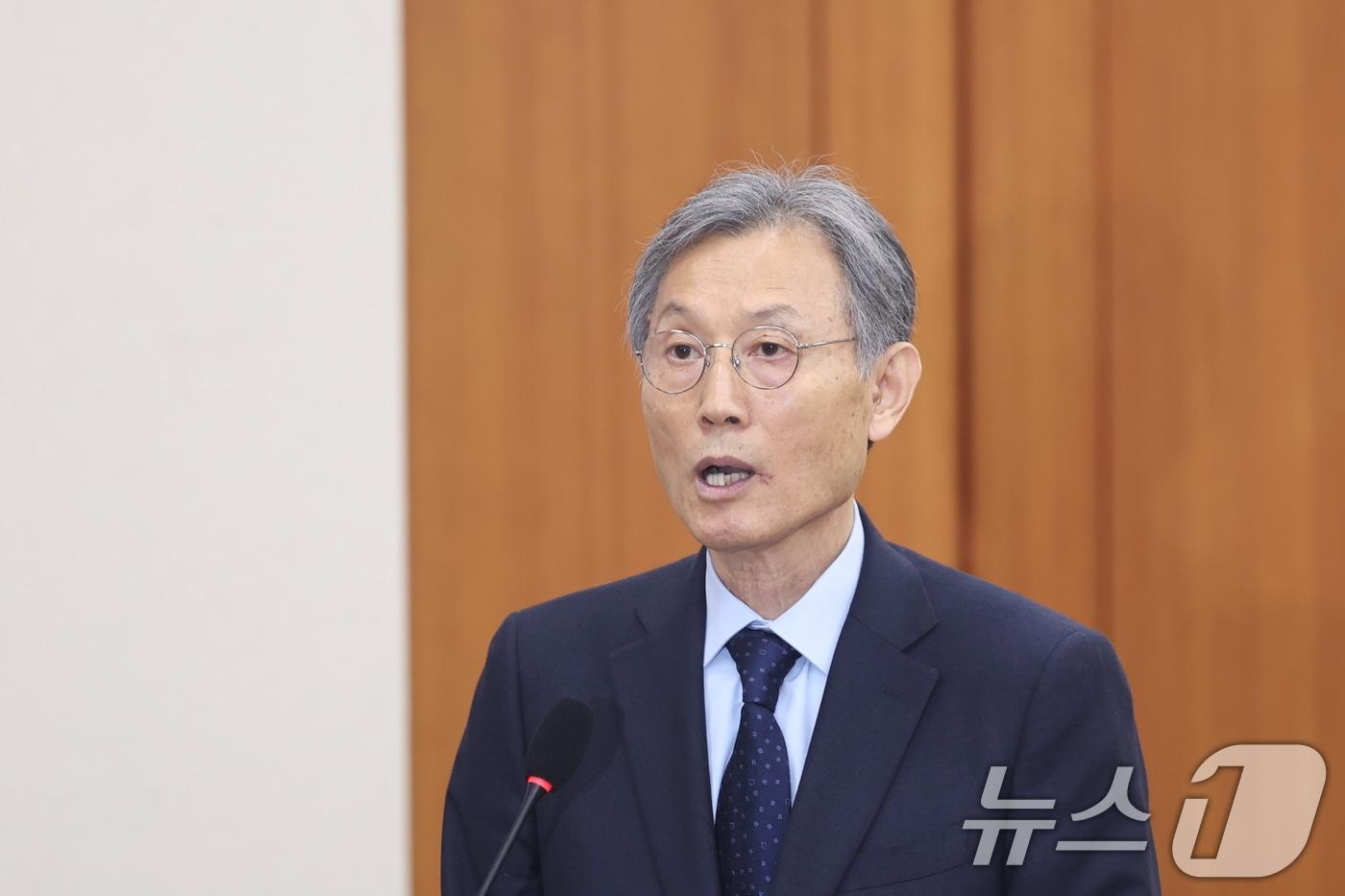 본문 이미지 - 고광헌 방송미디어통신심의위원회 위원장 후보자가 1일 서울 여의도 국회에서 열린 제433회국회(임시회) 과학기술정보방송통신위원회 인사청문회에 출석해 인사말을 하고 있다. 2026.4.1 ⓒ 뉴스1 이승배 기자