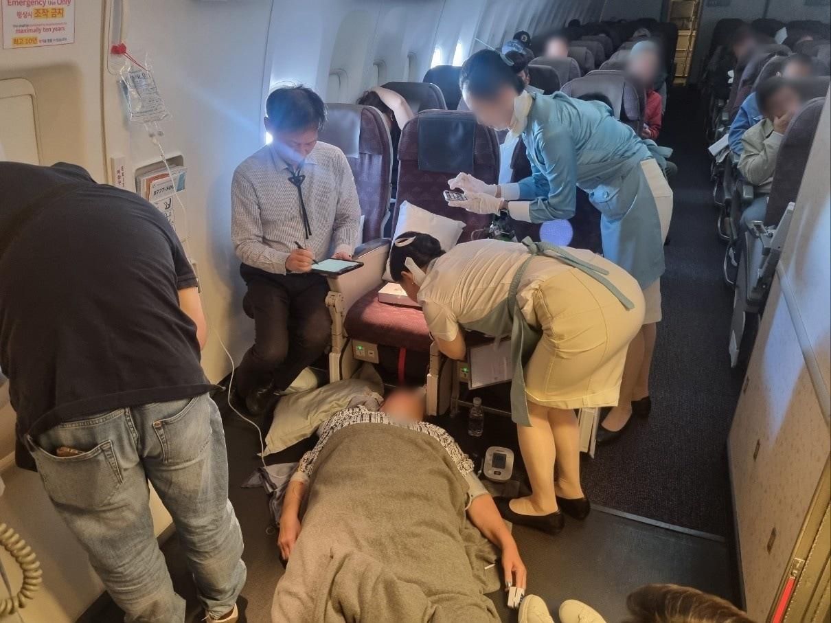 본문 이미지 - (김정환 교수 페이스북 갈무리)