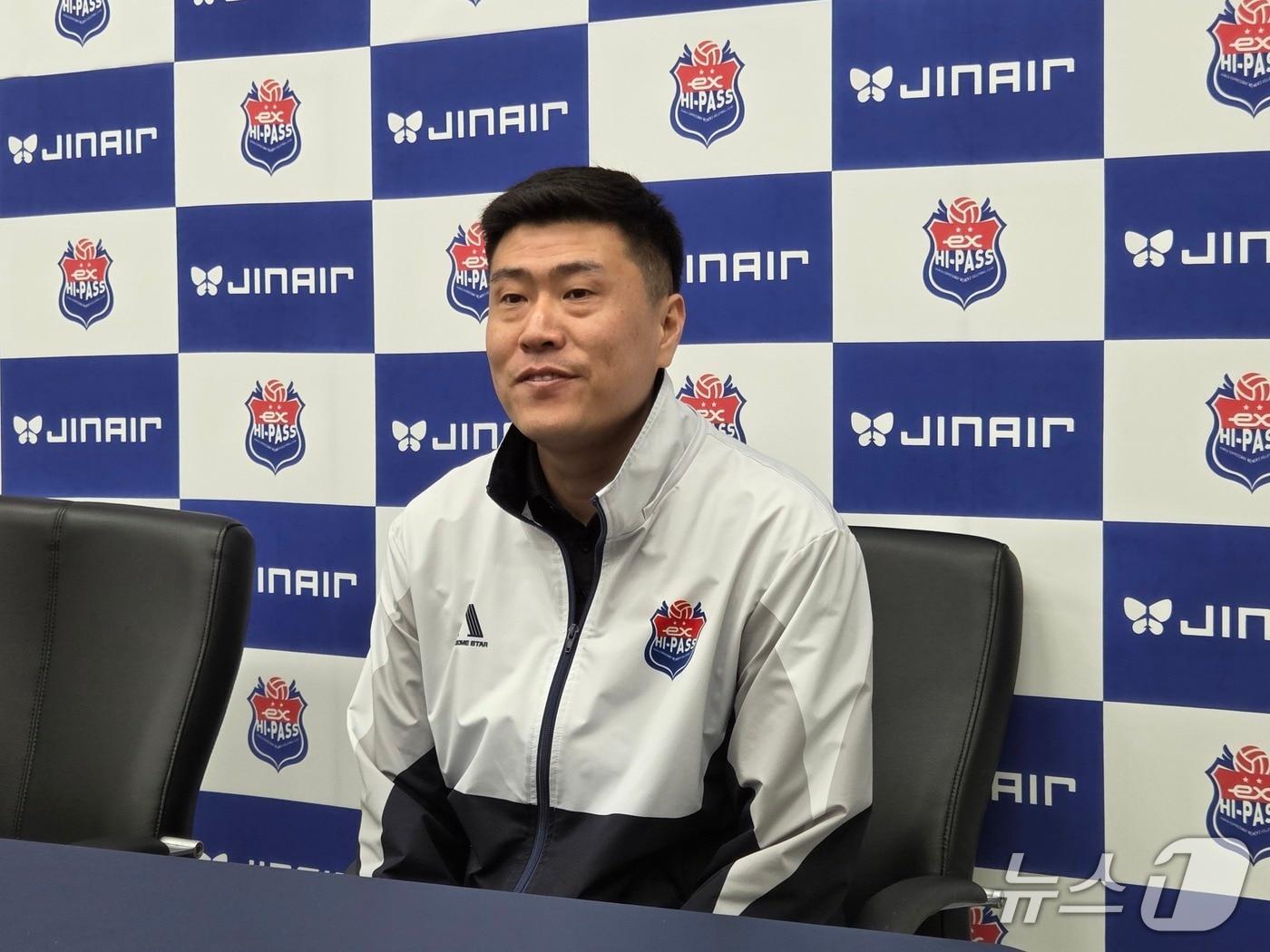 본문 이미지 - 김영래 한국도로공사 감독대행 ⓒ News1 안영준 기자