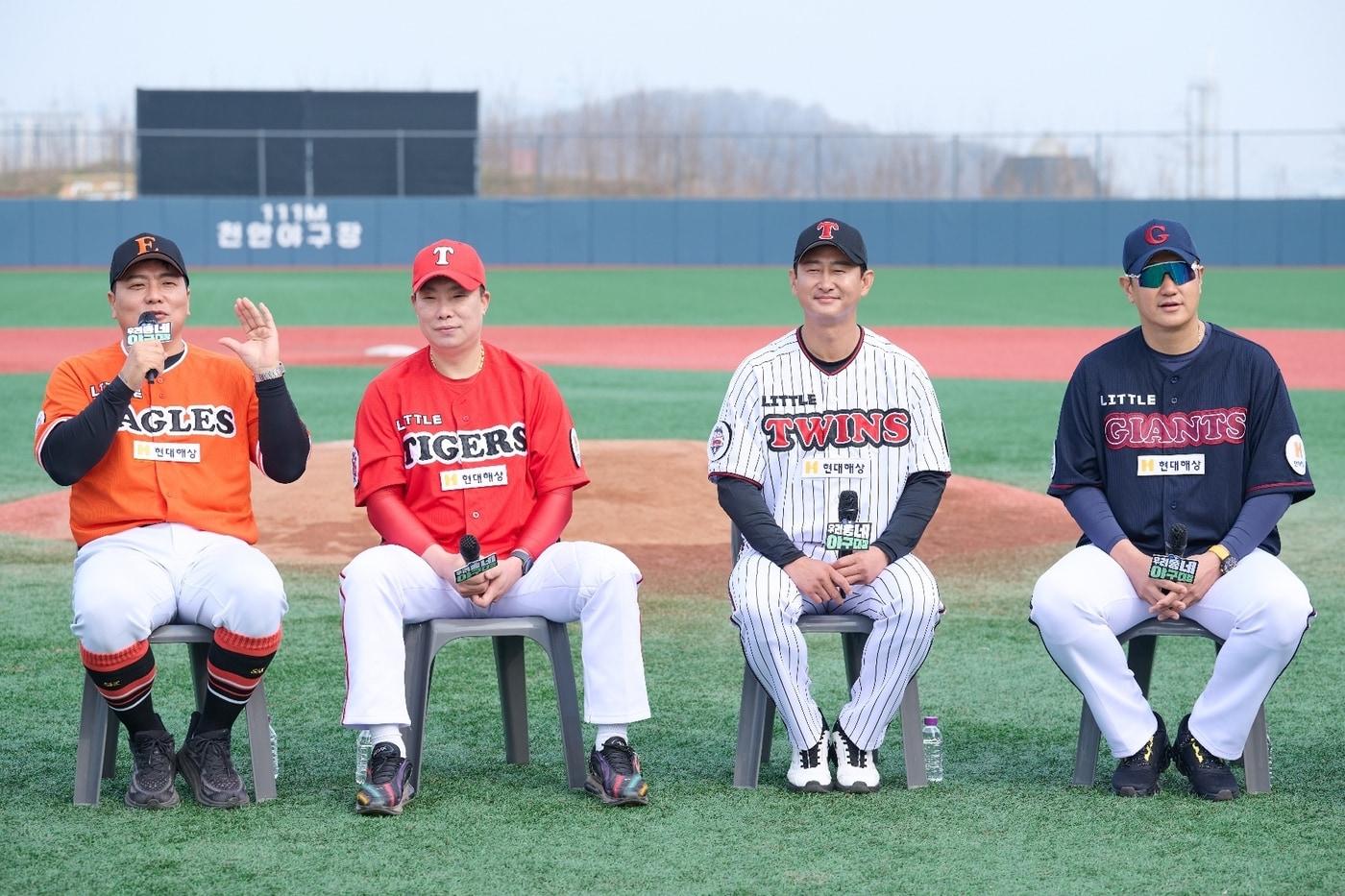 본문 이미지 - (왼쪽부터) 김태균, 나지완, 박용택, 이대호 / 사진제공=KBS