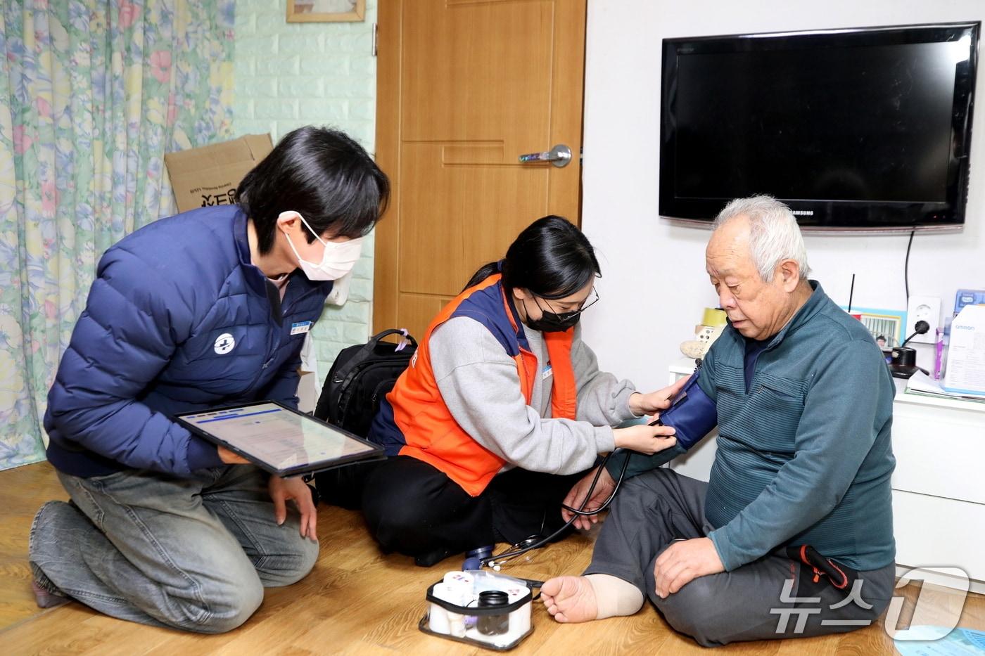 본문 이미지 - 전북 무주군이 재택 의료서비스를 오는 13일부터 시행한다.(무주군 제공. 재판매 및 DB금지)