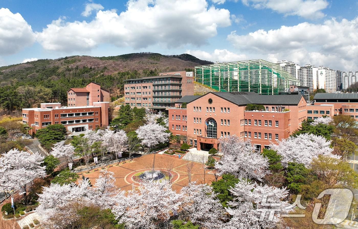 본문 이미지 - 대구 달서구 계명문화대 전경. (계명문화대 제공. 재판매 및 DB금지) ⓒ 뉴스1 공정식 기자