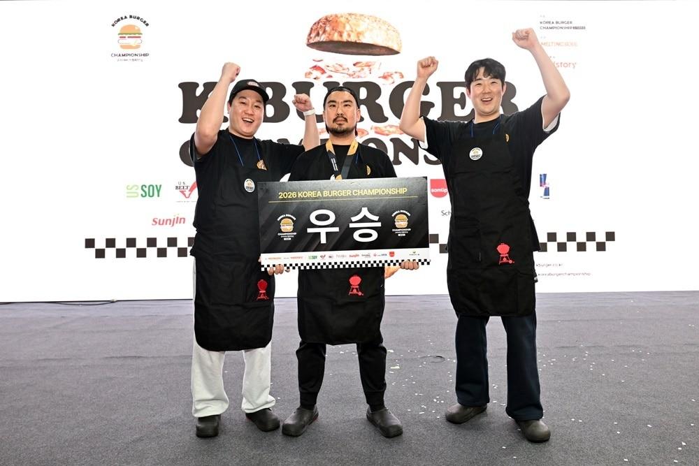 본문 이미지 - 우승팀 '제스티살룬' 멤버 사진.(삼성웰스토리 제공)